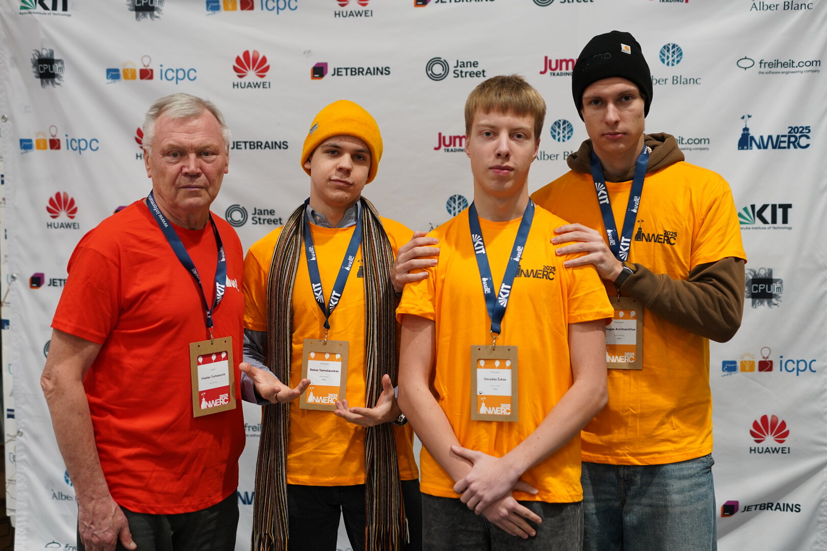 Picture of team DZUKAI